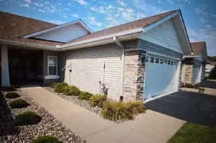 7445 Timber Crest Dr S, Cottage Grove, MN 55016 - Photo 1