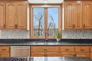 6340 Summit Cir, Chanhassen, MN 55317 - Photo 25