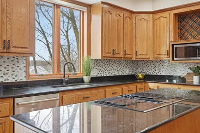 6340 Summit Circle, Chanhassen, MN 55317 - Photo 23