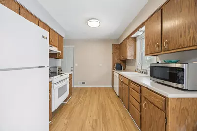 11208 Jefferson Street NE, Blaine, MN 55434 - Photo 7