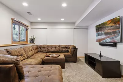 8762 Prescott Drive, Eden Prairie, MN 55347 - Photo 23