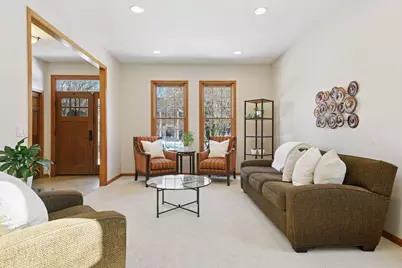 8762 Prescott Drive, Eden Prairie, MN 55347 - Photo 7