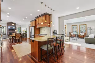 8762 Prescott Dr, Eden Prairie, MN 55347 - Photo 9