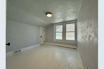 742 N Freeman Avenue, Luverne, MN 56156 - Photo 21