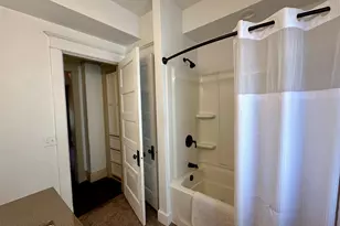 742 N Freeman Ave, Luverne, MN 56156 - Photo 13