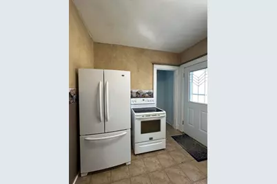 742 N Freeman Avenue, Luverne, MN 56156 - Photo 17