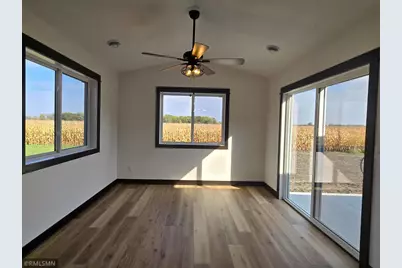 630 Cedar Ridge Avenue, Le Center, MN 56057 - Photo 9