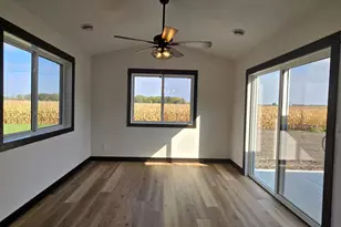 630 Cedar Ridge Ave, Le Center, MN 56057 - Photo 9