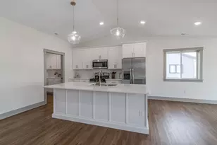 309 Pinehurst Dr, Mankato, MN 56001 - Photo 13