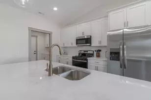 309 Pinehurst Dr, Mankato, MN 56001 - Photo 15