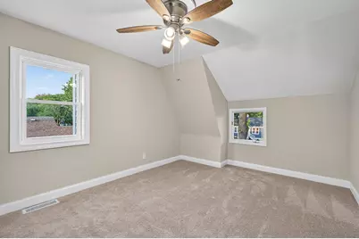 1427 Hazel Street N, Saint Paul, MN 55119 - Photo 21