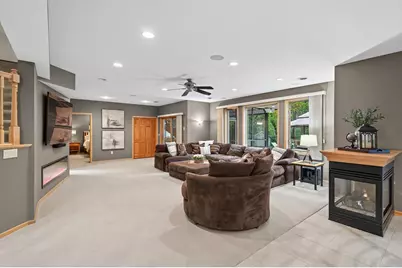 6720 Crackleberry Trail, Woodbury, MN 55129 - Photo 43