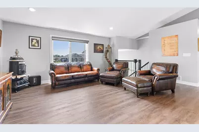 1307 12th Street NW, Kasson, MN 55944 - Photo 3