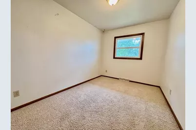 1208 Somerset Road, Fergus Falls, MN 56537 - Photo 21