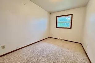 1208 Somerset Rd, Fergus Falls, MN 56537 - Photo 21