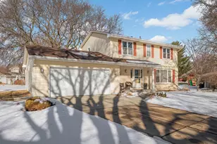 9622 Toledo Cir, Bloomington, MN 55437 - Photo 1