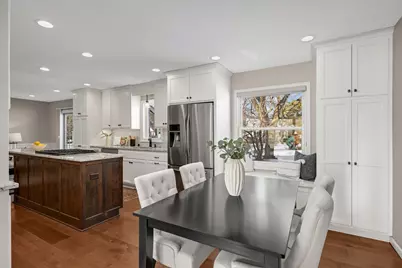 9622 Toledo Circle, Bloomington, MN 55437 - Photo 7