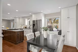 9622 Toledo Cir, Bloomington, MN 55437 - Photo 7