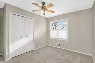 9622 Toledo Cir, Bloomington, MN 55437 - Photo 19