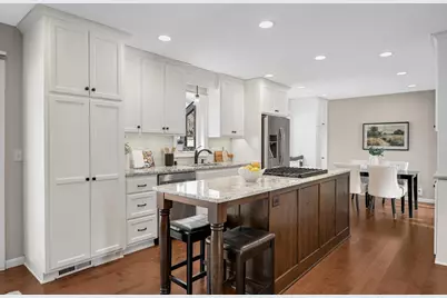 9622 Toledo Circle, Bloomington, MN 55437 - Photo 9