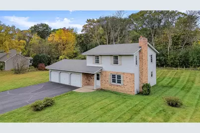 2000 Runnymeade Court, Minnetonka, MN 55305 - Photo 1