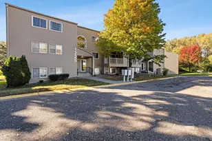 1225 Ferndale St N, Maplewood, MN 55119 - Photo 1