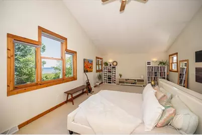 3239 S Lake Avenue, Duluth, MN 55802 - Photo 13