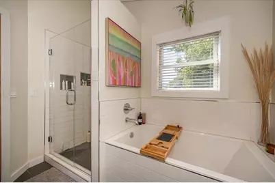 3239 S Lake Avenue, Duluth, MN 55802 - Photo 15