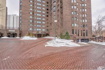 1201 Yale Place #A100, Minneapolis, MN 55403 - Photo 29