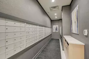 1201 Yale Pl, Minneapolis, MN 55403 - Photo 31