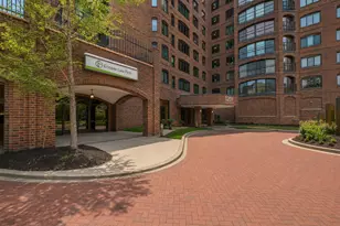 1201 Yale Pl, Minneapolis, MN 55403 - Photo 1