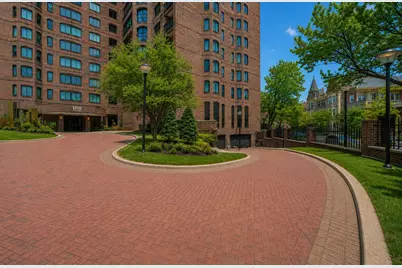 1201 Yale Place #A100, Minneapolis, MN 55403 - Photo 29