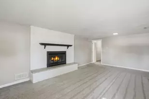 104 Mark Dr NE, Hutchinson, MN 55350 - Photo 9