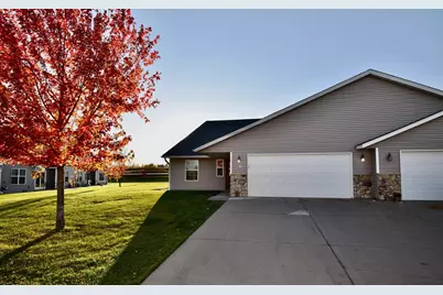 804 11th Avenue N, Milaca, MN 56353 - Photo 1