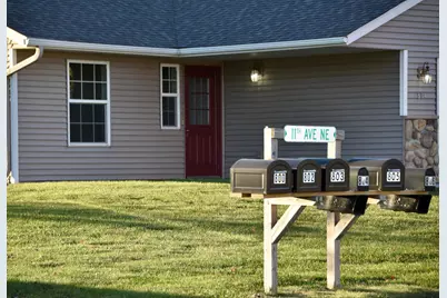 804 11th Avenue N, Milaca, MN 55371 - Photo 3