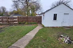 241 Crocker Ave N, Thief River Falls, MN 56701 - Photo 21