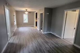 241 Crocker Ave N, Thief River Falls, MN 56701 - Photo 7