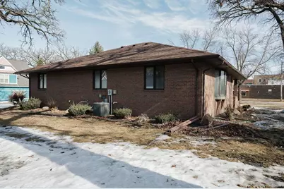 208 W 6th Street, Blue Earth, MN 56013 - Photo 59