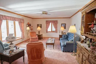 208 W 6th St, Blue Earth, MN 56013 - Photo 17