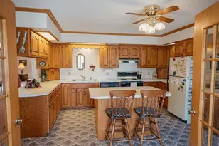 208 W 6th St, Blue Earth, MN 56013 - Photo 13