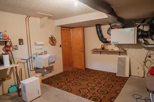 208 W 6th St, Blue Earth, MN 56013 - Photo 53