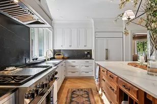 2505 Cedar Point Dr, Wayzata, MN 55391 - Photo 11