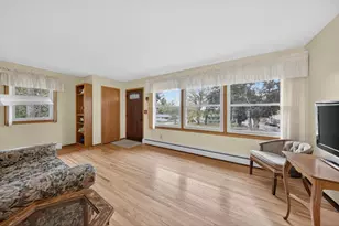 3955 Oak Park Cir SE, Rochester, MN 55904 - Photo 3