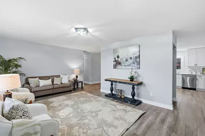 4301 Heritage Hills Drive, Bloomington, MN 55437 - Photo 5