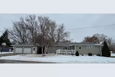 313 3rd Avenue N, Emmons, MN 56029 - Photo 3