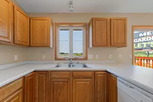 1844 Patricks Bay, Faribault, MN 55021 - Photo 19