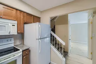 335 Elan Ct, Woodbury, MN 55125 - Photo 13