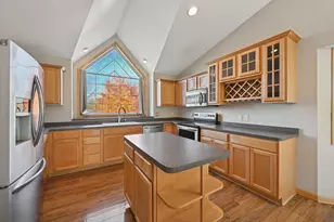 452 Park Cir, Norwood Young America, MN 55368 - Photo 9