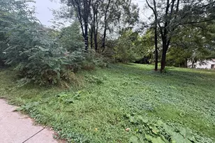 1425 Evans Ave, South Saint Paul, MN 55075 - Photo 1