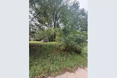 1425 Evans Avenue, South Saint Paul, MN 55075 - Photo 3
